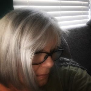 Meet your Posher, Vikki